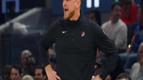 拉齐奥吉祥物驯鹰师因发布不当照片遭解聘